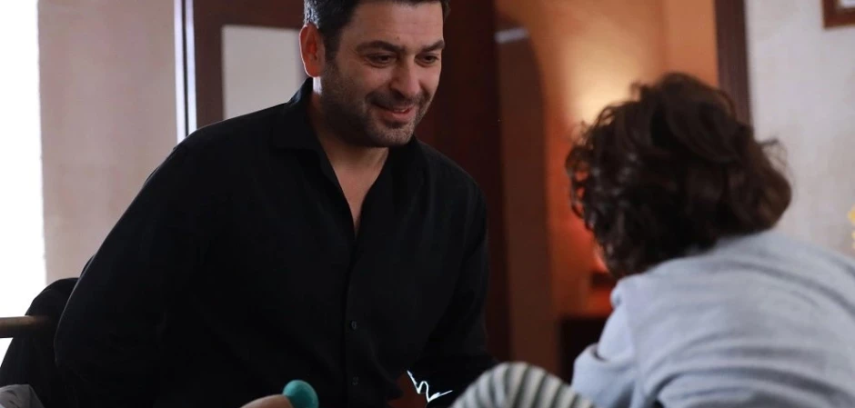 Далекий город - кадры из сериала