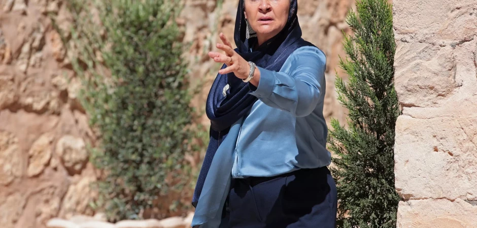 Далекий город - кадры из сериала