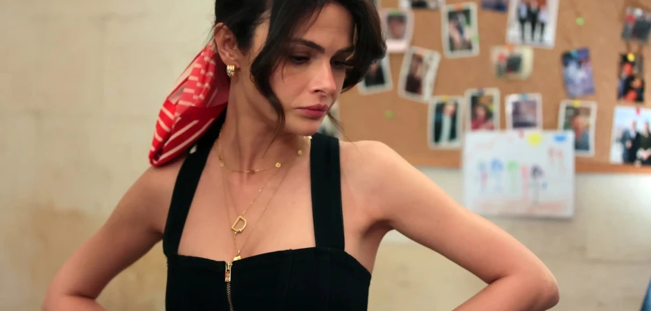 Далекий город - кадры из сериала