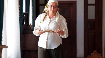 Далекий город - кадры из сериала