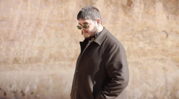 Далекий город - кадры из сериала