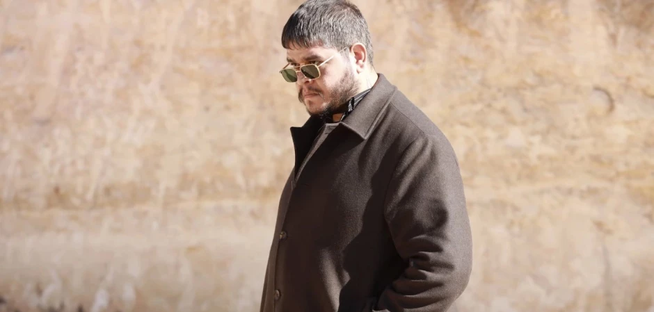 Далекий город - кадры из сериала