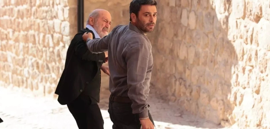 Далекий город - кадры из сериала