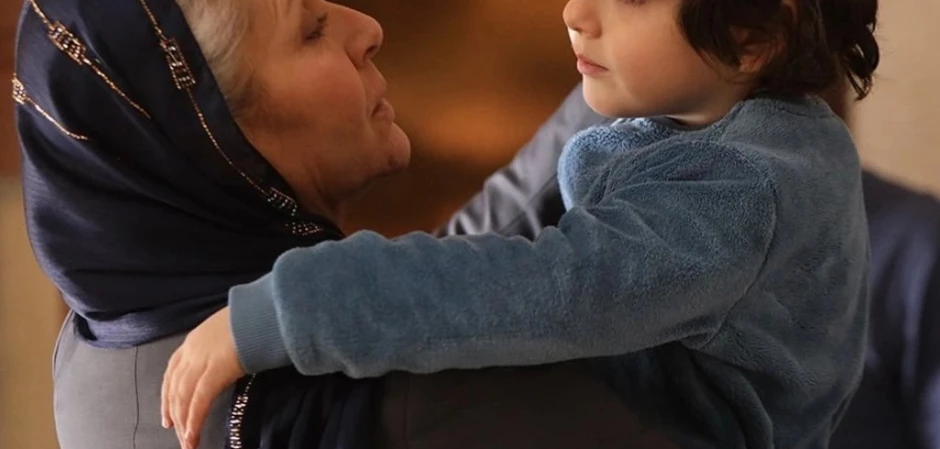 Далекий город - кадры из сериала