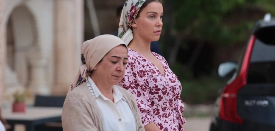 Далекий город - кадры из сериала