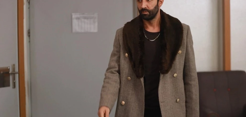 Далекий город - кадры из сериала