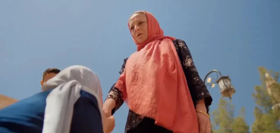 Далекий город - кадры из сериала