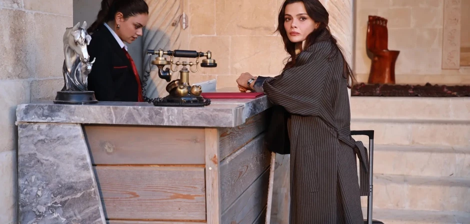 Далекий город - кадры из сериала