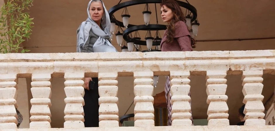 Далекий город - кадры из сериала