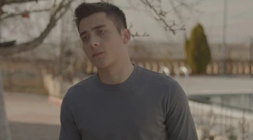 Далекий город - кадры из сериала