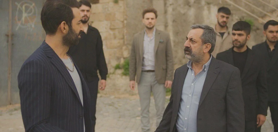 Далекий город - кадры из сериала