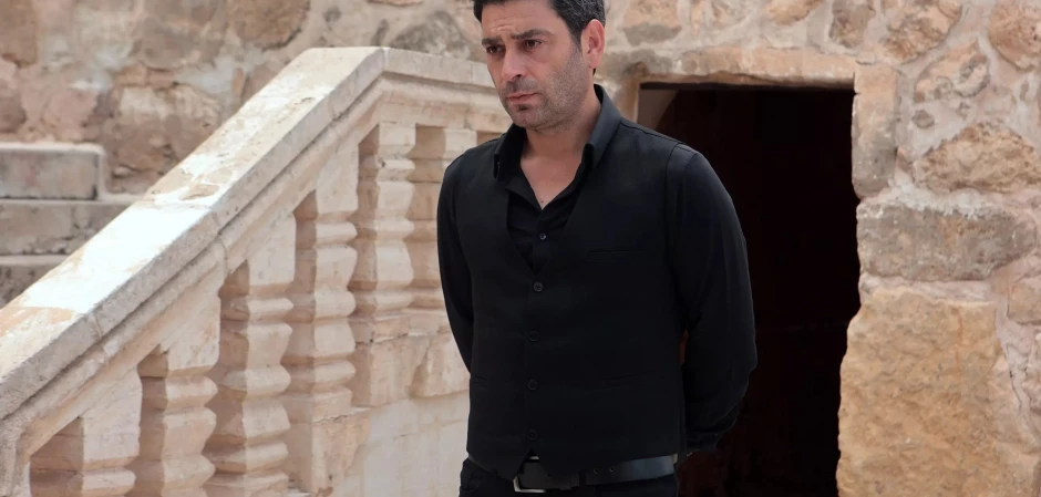 Далекий город - кадры из сериала