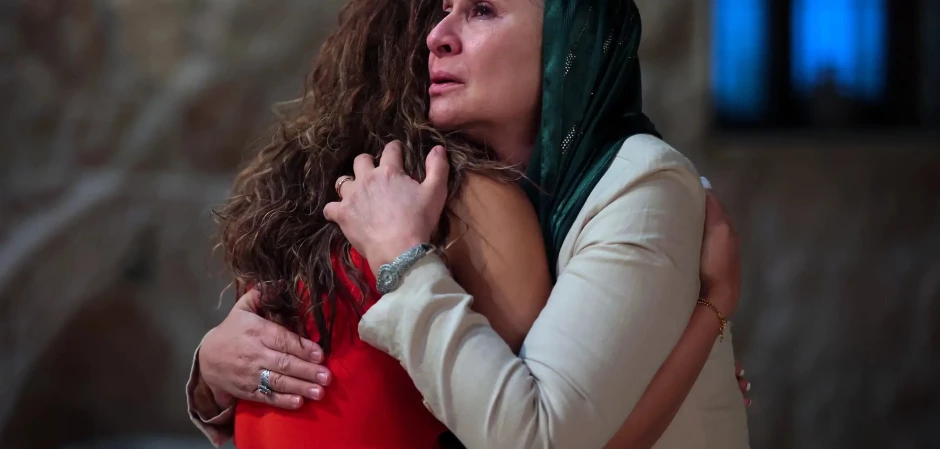 Далекий город - кадры из сериала