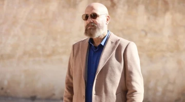 Далекий город - кадры из сериала