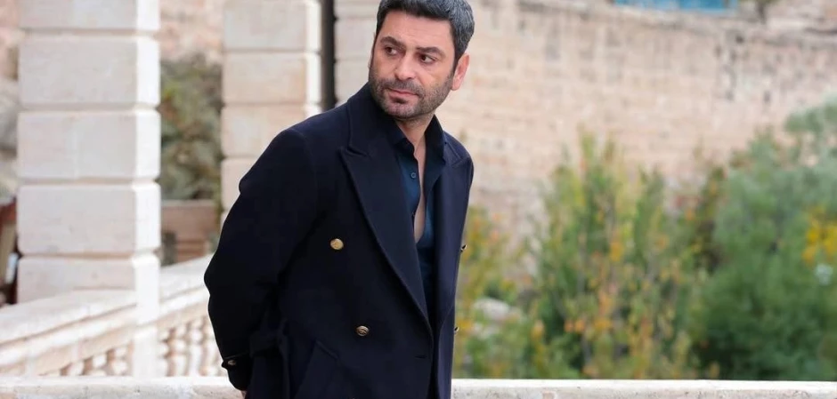 Далекий город - кадры из сериала