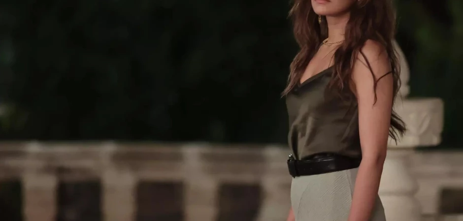 Далекий город - кадры из сериала