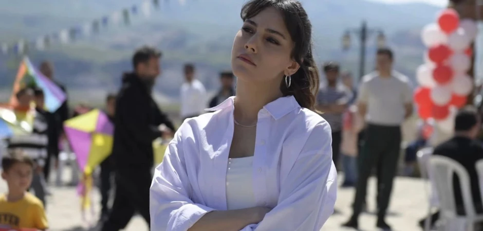 Далекий город - кадры из сериала