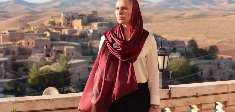 Далекий город - кадры из сериала