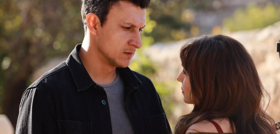 Далекий город - кадры из сериала