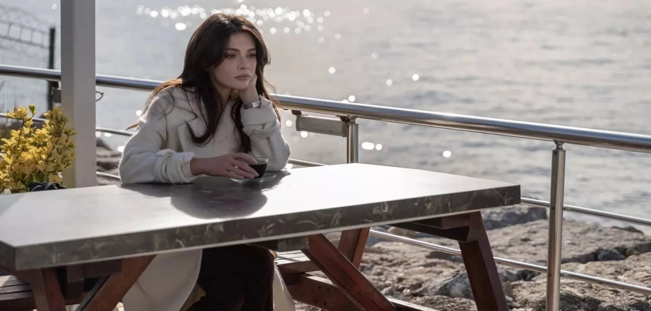 Далекий город - кадры из сериала