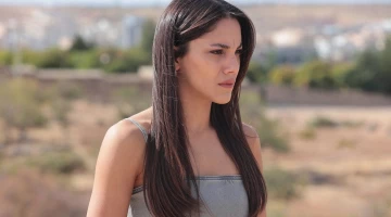 Далекий город - кадры из сериала