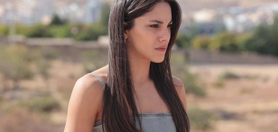 Далекий город - кадры из сериала