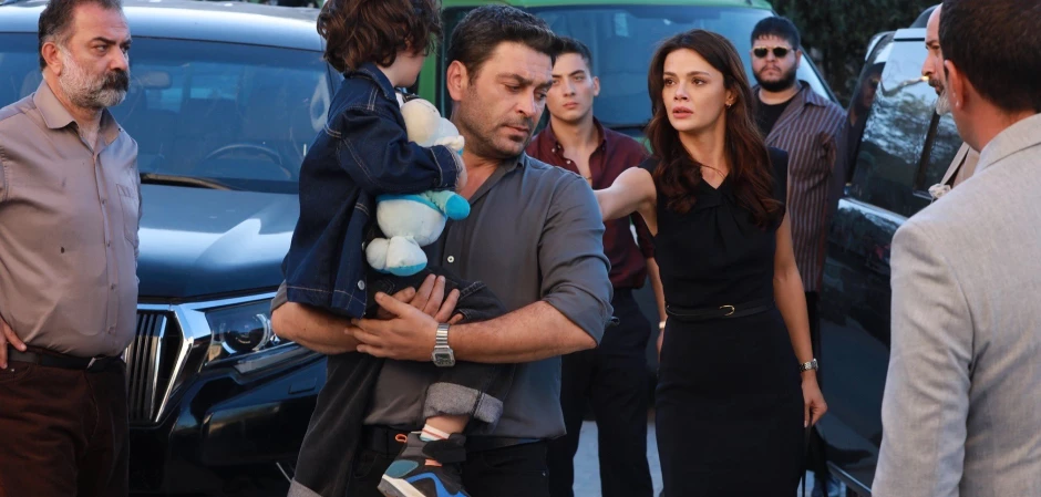 Далекий город - кадры из сериала