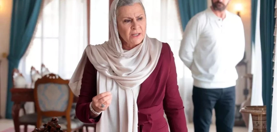 Далекий город - кадры из сериала