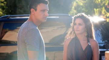 Далекий город - кадры из сериала