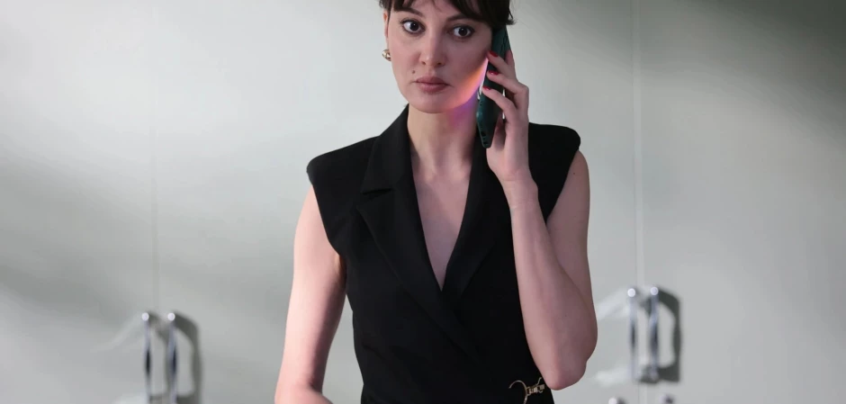 Далекий город - кадры из сериала