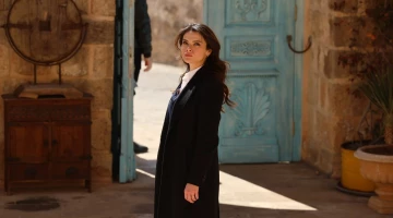 Далекий город - кадры из сериала