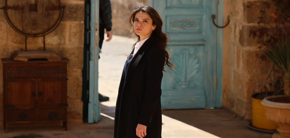 Далекий город - кадры из сериала