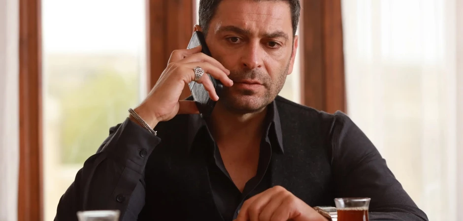 Далекий город - кадры из сериала