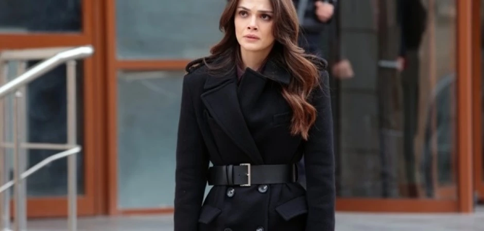 Далекий город - кадры из сериала