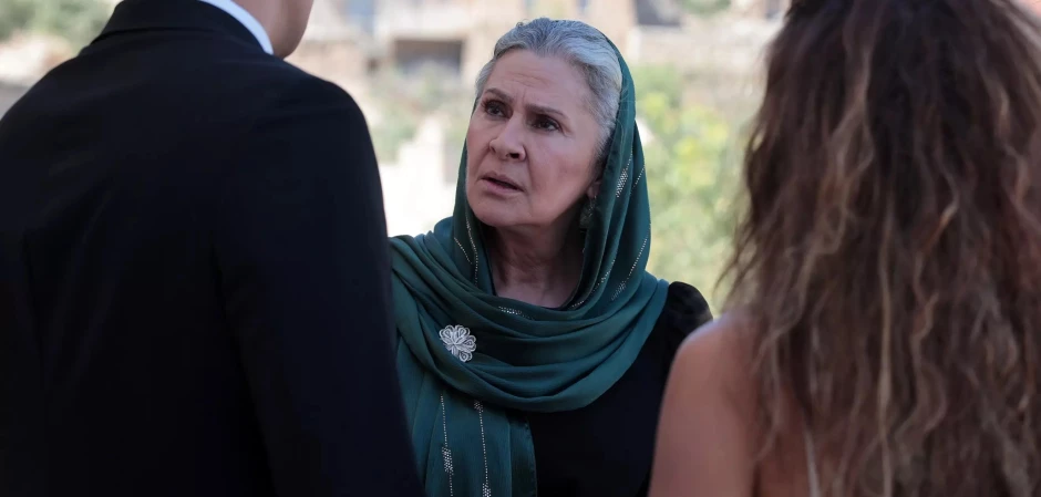 Далекий город - кадры из сериала