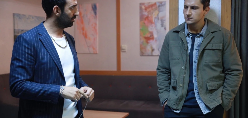 Далекий город - кадры из сериала