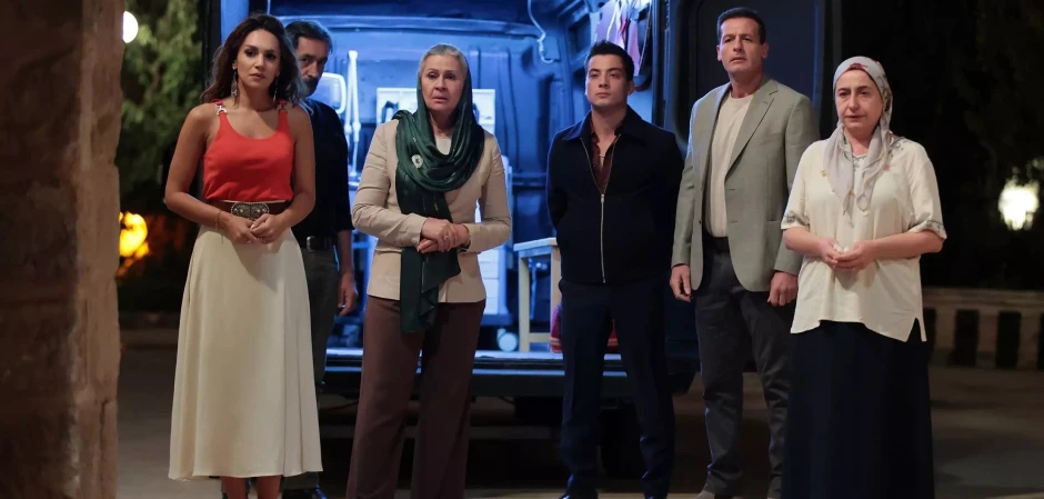 Далекий город - кадры из сериала