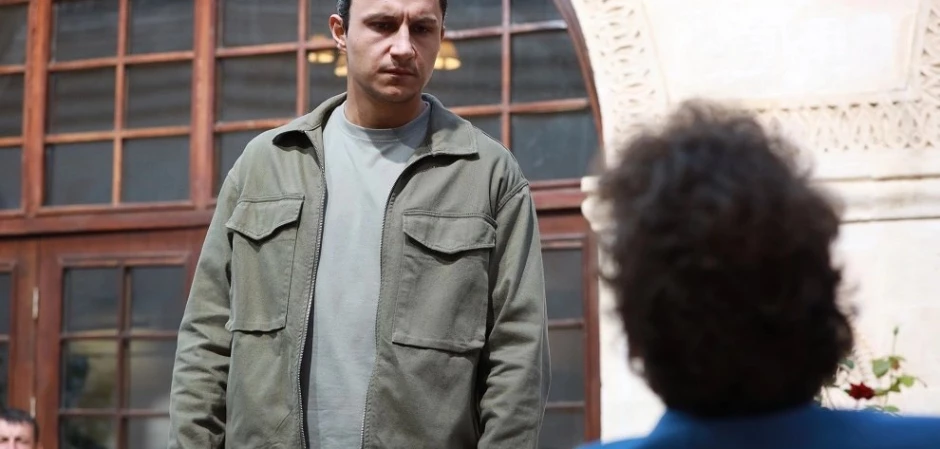 Далекий город - кадры из сериала