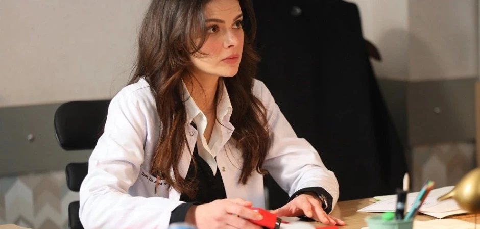 Далекий город - кадры из сериала