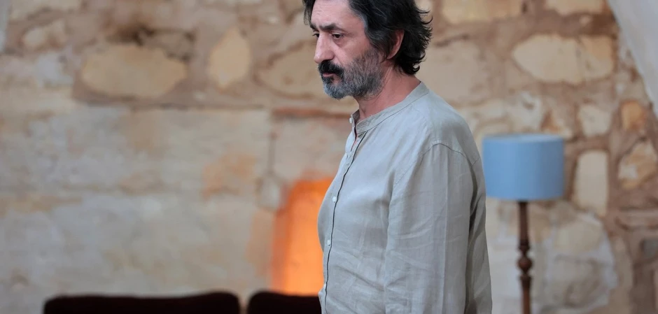 Далекий город - кадры из сериала