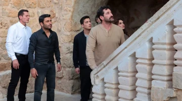 Далекий город - кадры из сериала