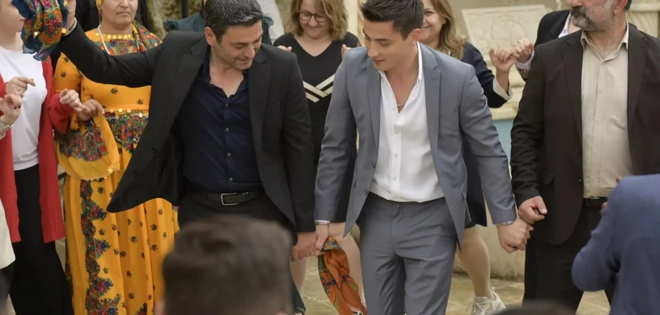 Далекий город - кадры из сериала