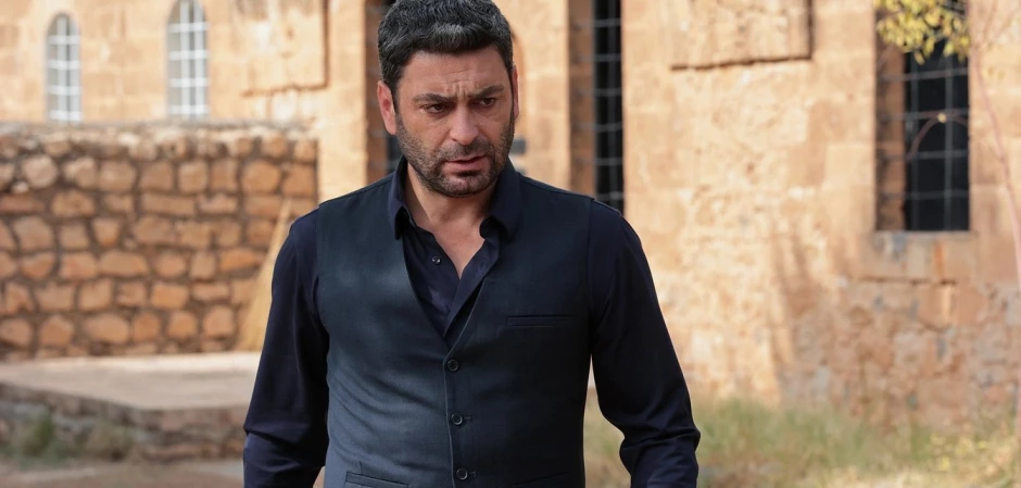 Далекий город - кадры из сериала