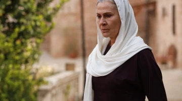 Далекий город - кадры из сериала