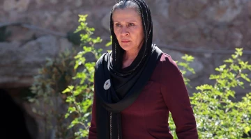 Далекий город - кадры из сериала