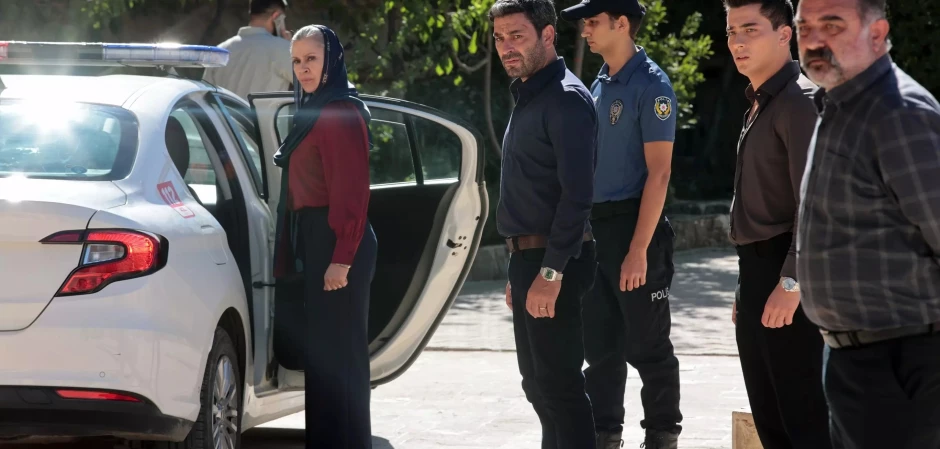 Далекий город - кадры из сериала