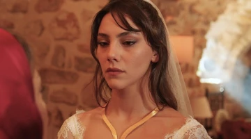 Далекий город - кадры из сериала