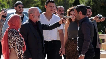 Далекий город - кадры из сериала