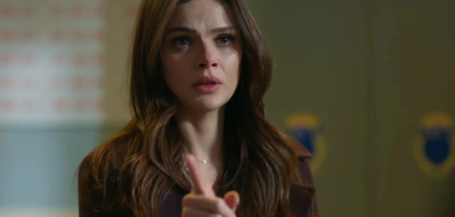 Далекий город - кадры из сериала