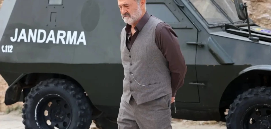 Далекий город - кадры из сериала